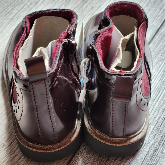 ZARA KIDS BURGUNDY PATENT LEATHER SHOE BOOT size 6 toddler - Picture 2 of 7